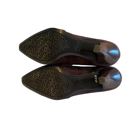 Anne Klein Women’s Brown Suede Pumps (7 1/2 Med) I flex - Picture 5 of 5